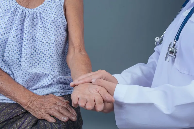 Equipe Multidisciplina para idoso com atendimento em BH pela mais60. Médicos de diferentes áreas especializados no atendimento ao idoso.