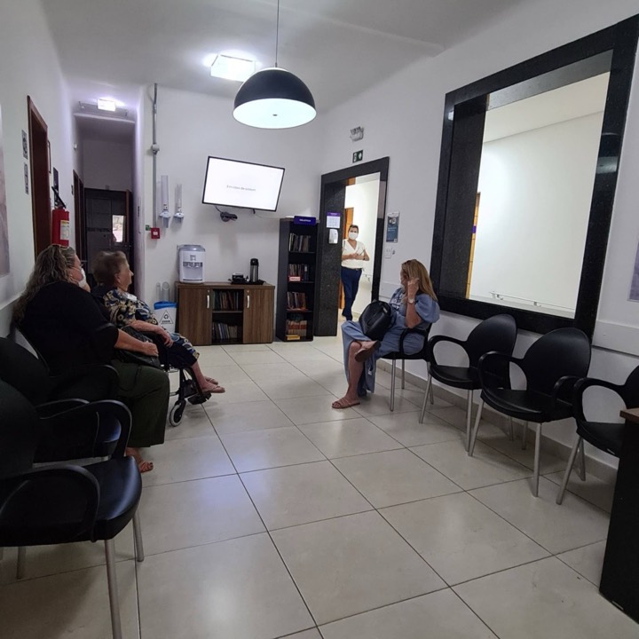 Recepção da unidade Mais60 Saúde em Belo Horizonte